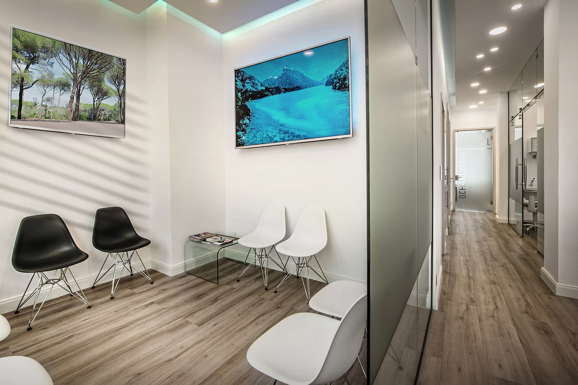 Zahnarztpraxis Memisi Aachen – Behandlungsraum